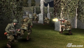 Call of Duty: Roads to Victory - Sony PlayStation Portable (PSP) (Activision - 1) video game collectible [Barcode 047875816398] - Main Image 2