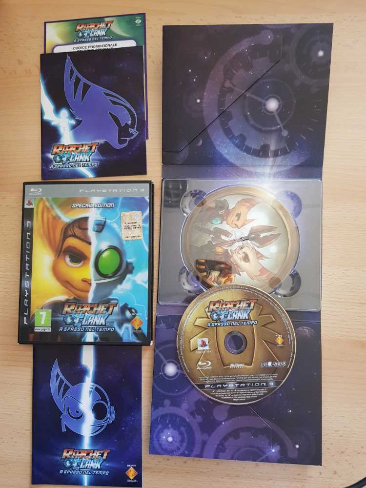Ratchet & Clank: A Spasso Nel Tempo - Sony PlayStation 3 (PS3) (Insomniac Games - 1) video game collectible [Barcode 711719161950] - Main Image 3