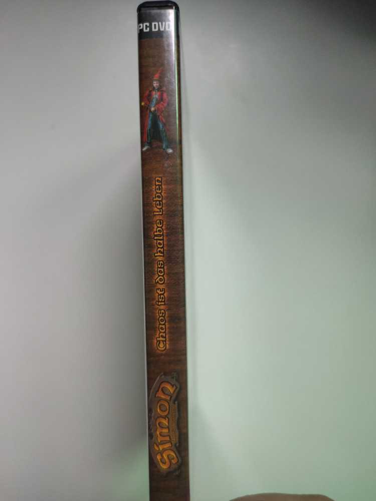 Simon the Sorcerer: Chaos ist das halbe Leben - PC (RTL Enterprises - 1) video game collectible [Barcode 4018281369132] - Main Image 3
