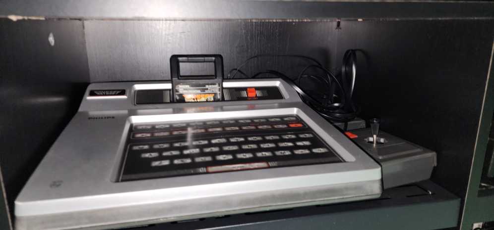 Philips Odyssey 2 - Arcade video game collectible - Main Image 3