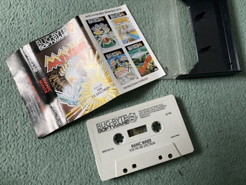 Manic Miner - Sinclair ZX Spectrum (Bug-Byte) video game collectible - Main Image 2