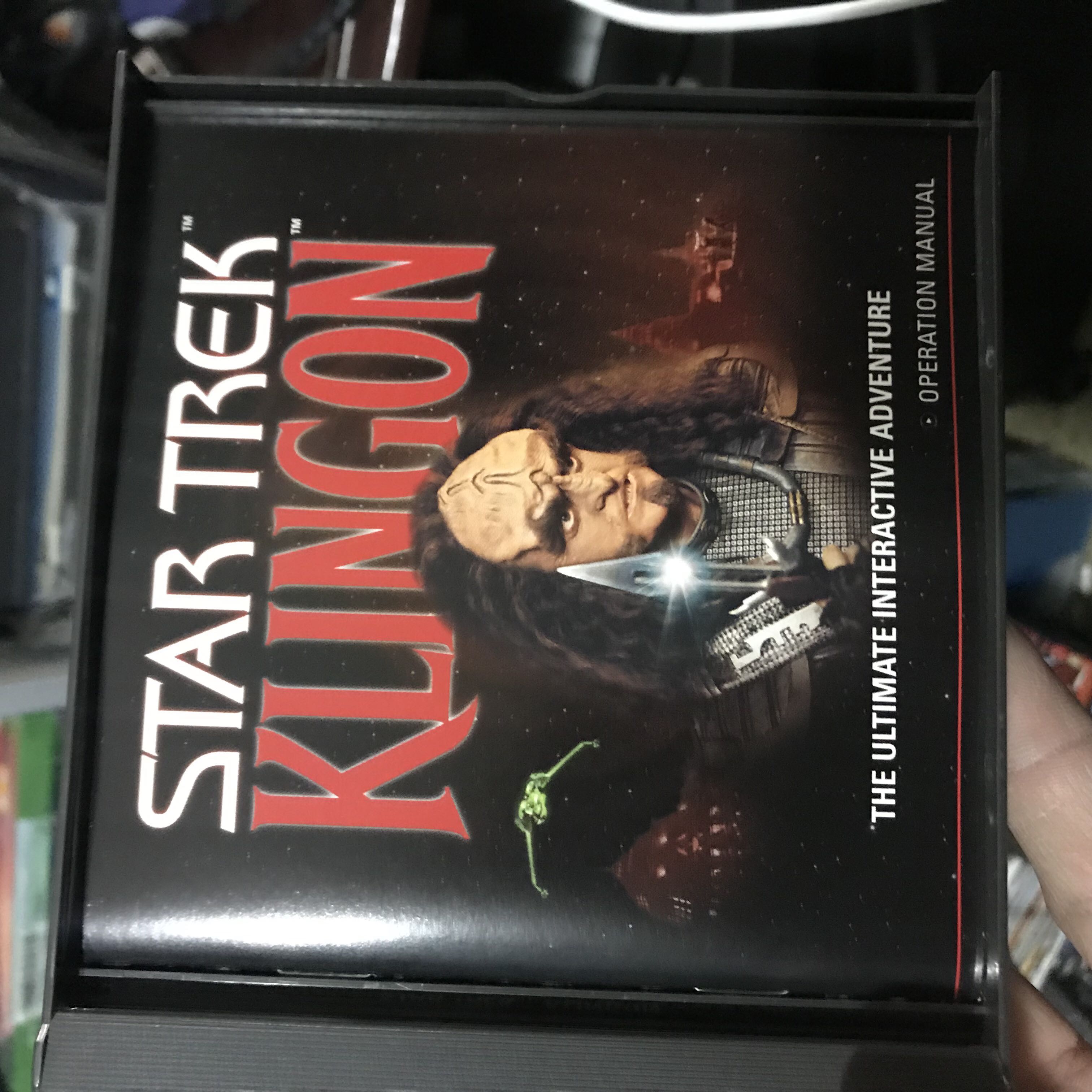 Star Trek Klingon - PC (Simon & Schuster Interactive) video game collectible [Barcode 076714528734] - Main Image 3