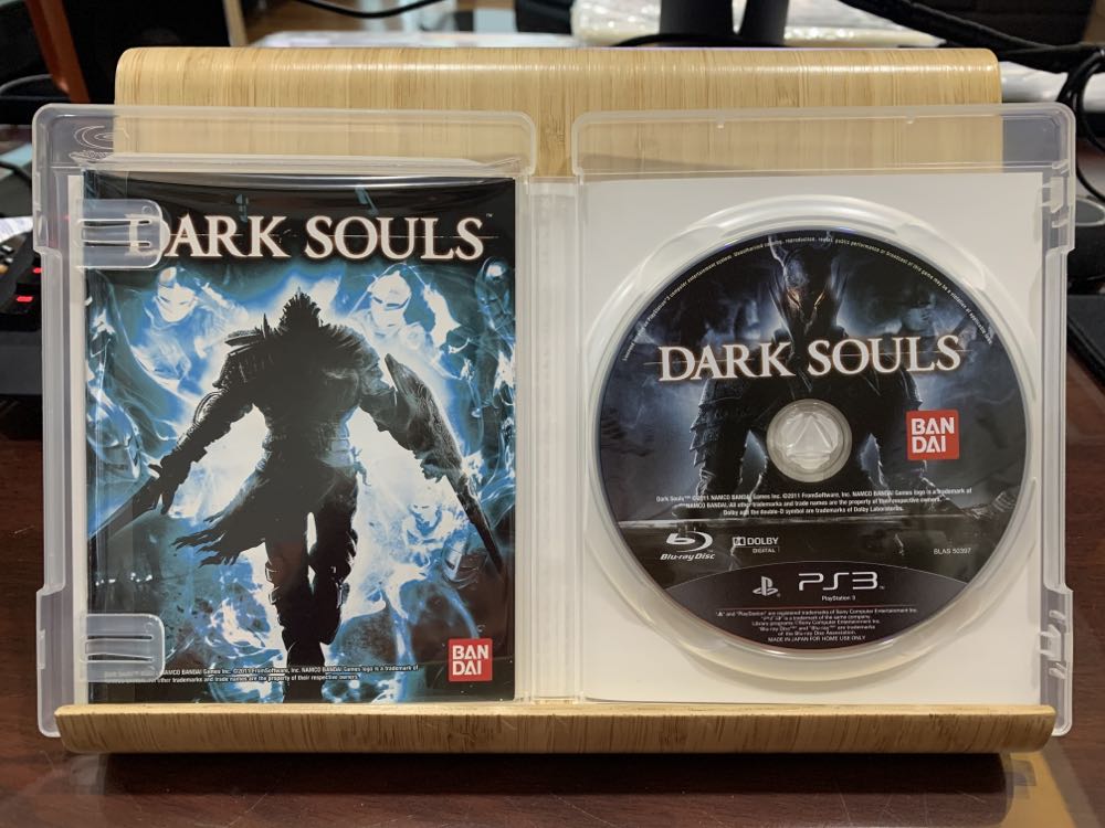 Dark Souls - Sony PlayStation 3 (PS3) video game collectible [Barcode 4710841416798] - Main Image 3