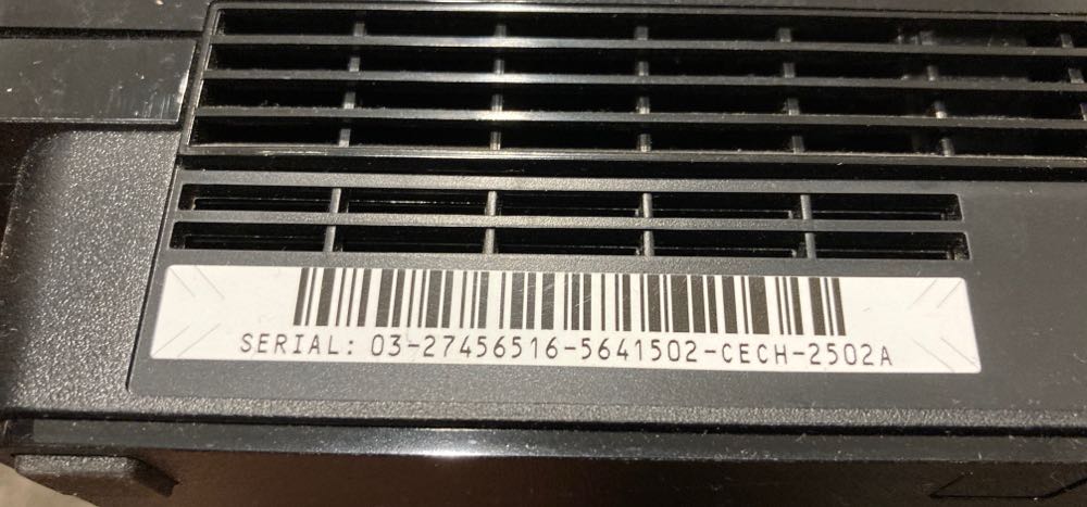 PlayStation 3 Slim: Black 250GB - Sony PlayStation 3 (PS3) (Sony - 4) video game collectible [Barcode 711719801801] - Main Image 3