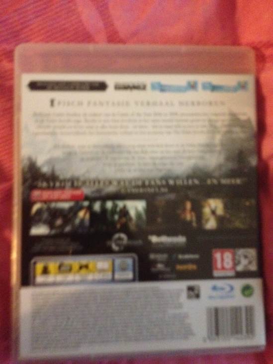 The Elder Scrolls V: Skyrim - Sony PlayStation 3 (PS3) video game collectible [Barcode 0093155144392] - Main Image 2