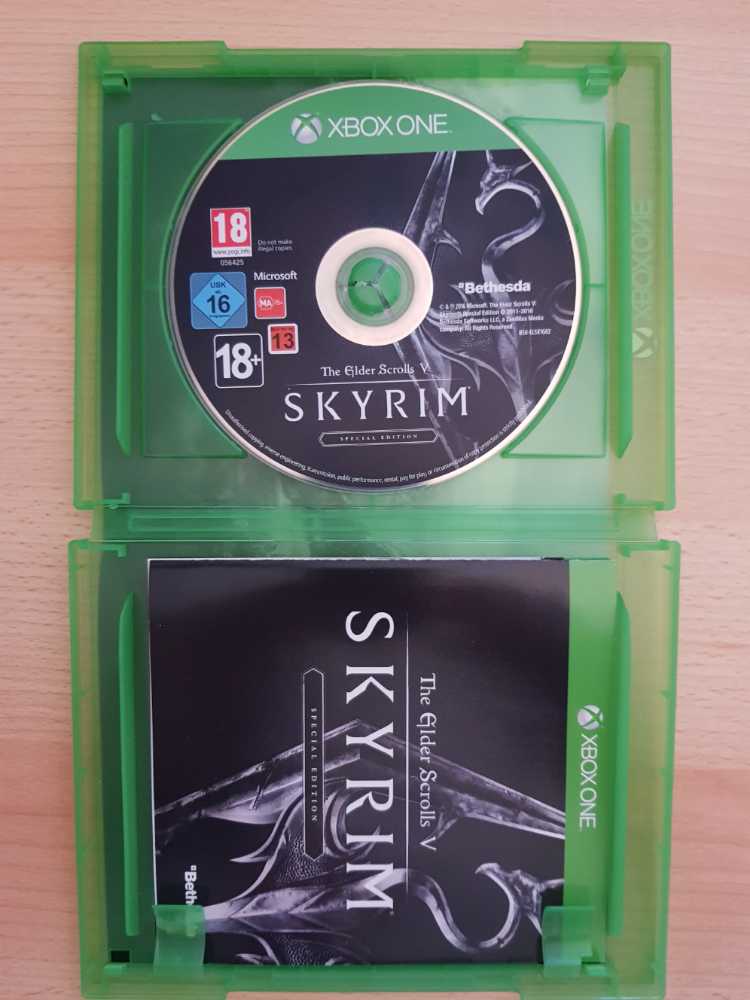 Elder Scrolls V: Skyrim, The - Microsoft Xbox One (Bethesda - 1) video game collectible [Barcode 5055856411659] - Main Image 4