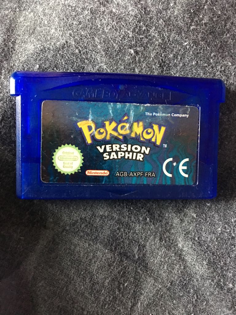 Pokemon Version Saphir  video game collectible - Main Image 1
