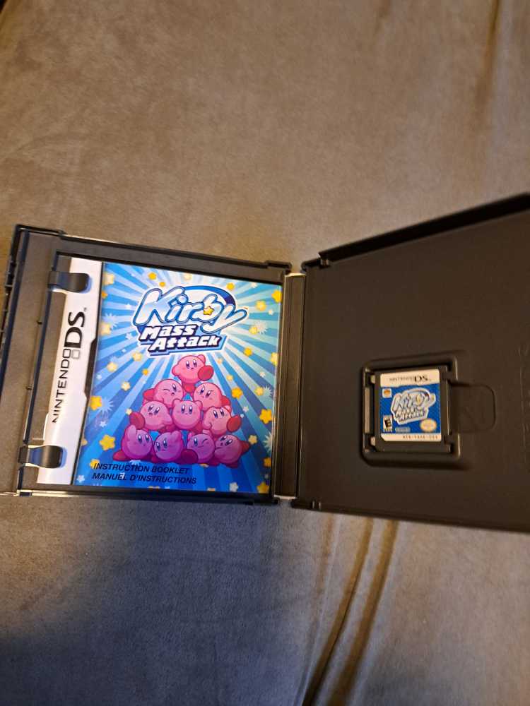 Kirby Mass Attack - Nintendo DS (Nintendo - 1) video game collectible [Barcode 045496741655] - Main Image 2