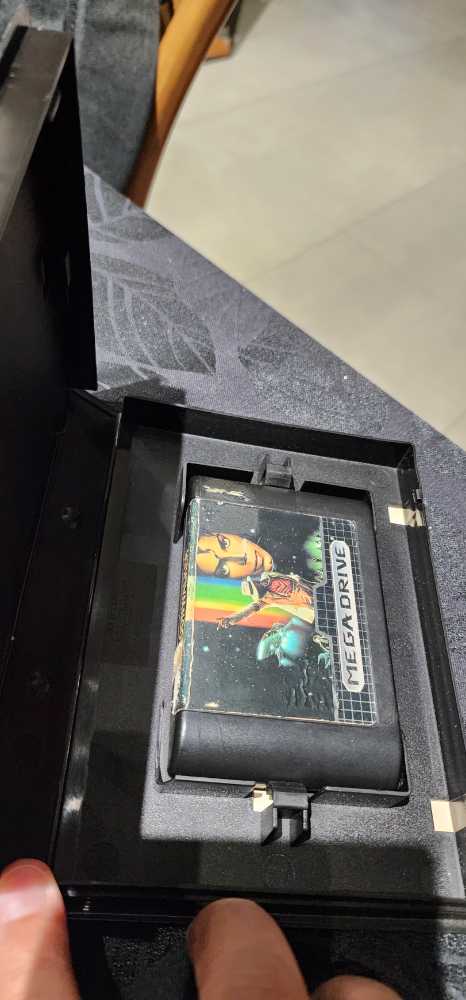 Michael Jackson’s Moonwalker - Sega Mega Drive video game collectible - Main Image 3
