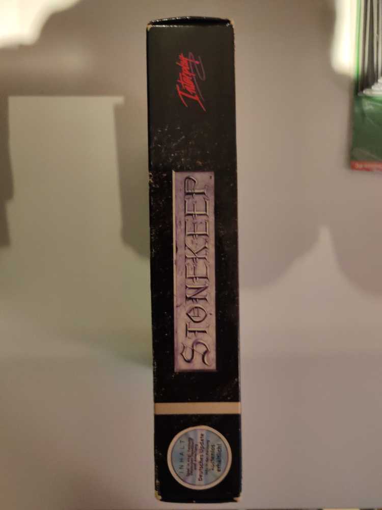 Stonekeep - PC video game collectible [Barcode 5026102609038] - Main Image 3