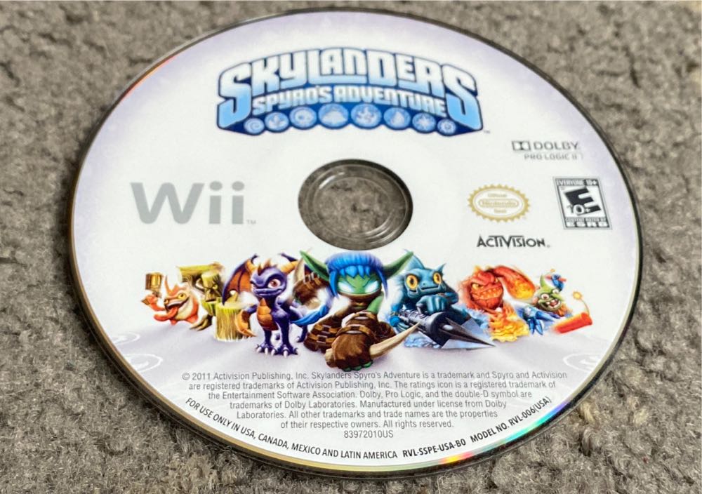 Skylanders: Spyro’s Adventure - Nintendo Wii (Actvison - 2) video game collectible [Barcode 043875839771] - Main Image 4
