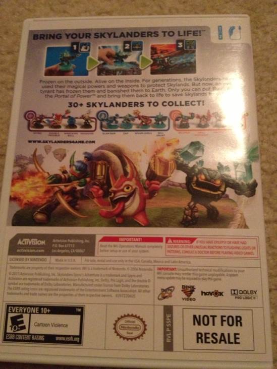 Skylanders: Spyro’s Adventure - Nintendo Wii (Activision - 2) video game collectible [Barcode 3042125839131] - Main Image 2