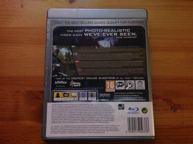 Call Of Duty 4 Modern Warfare Platinium - Nintendo DSi video game collectible [Barcode 5030917056338] - Main Image 2