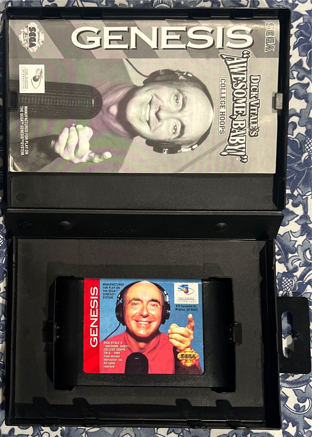 Dick Vitale’s ”Awesome, Baby!” College Hoops - Sega Genesis (Mega Drive) (Time Warner Interactive - 1-2) video game collectible [Barcode 031763083504] - Main Image 3