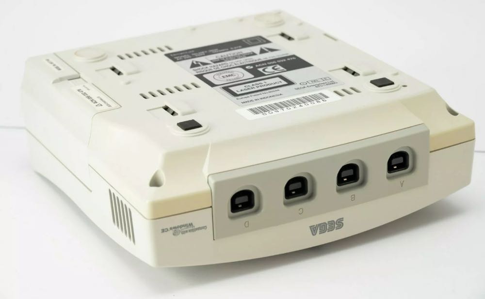 *Sega Dreamcast - Sega Dreamcast (Sega - 4) video game collectible - Main Image 4