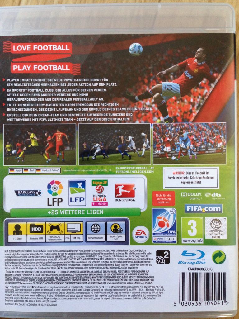 FIFA 12 - Sony PlayStation 3 (PS3) video game collectible [Barcode 5030936104041] - Main Image 2