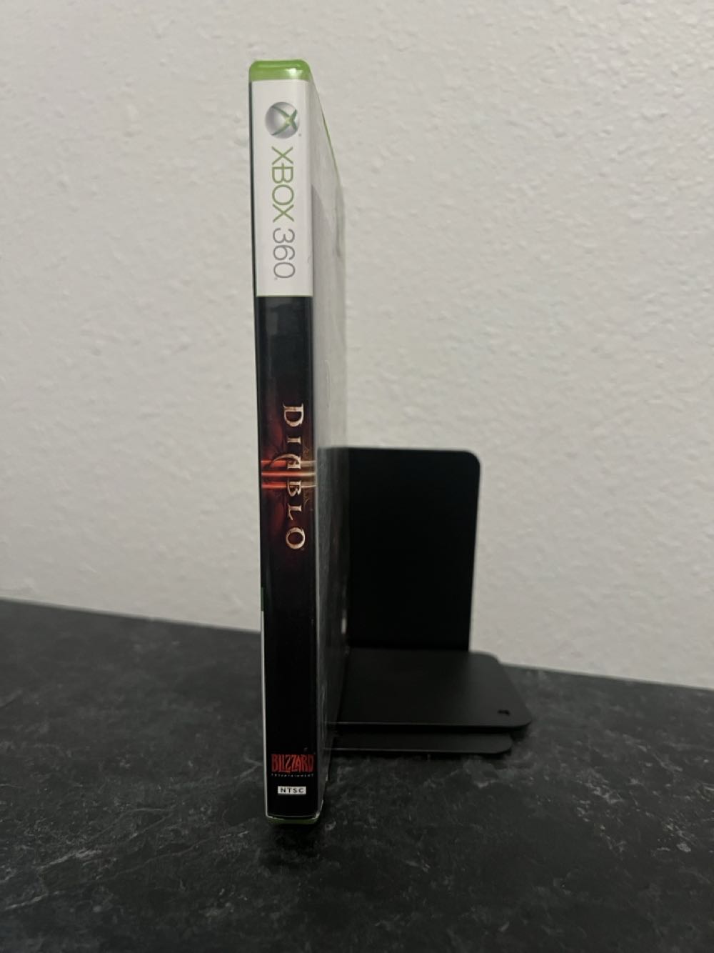 Diablo III - Microsoft Xbox 360 (Blizzard - 4) video game collectible [Barcode 047875863279] - Main Image 3