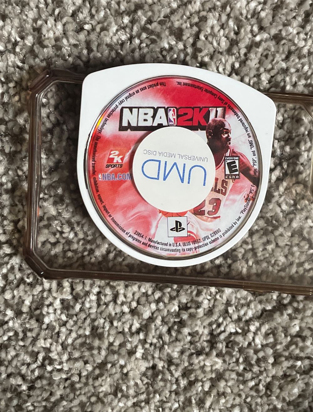 NBA 2K11 - Sony PlayStation Portable (PSP) (2K Sports - 1) video game collectible [Barcode 710425338540] - Main Image 2