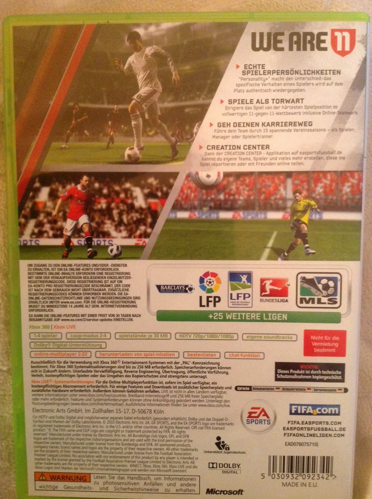 FIFA 11 - Microsoft Xbox 360 (Electronic Arts/EA Games - 4) video game collectible [Barcode 5030932092342] - Main Image 2
