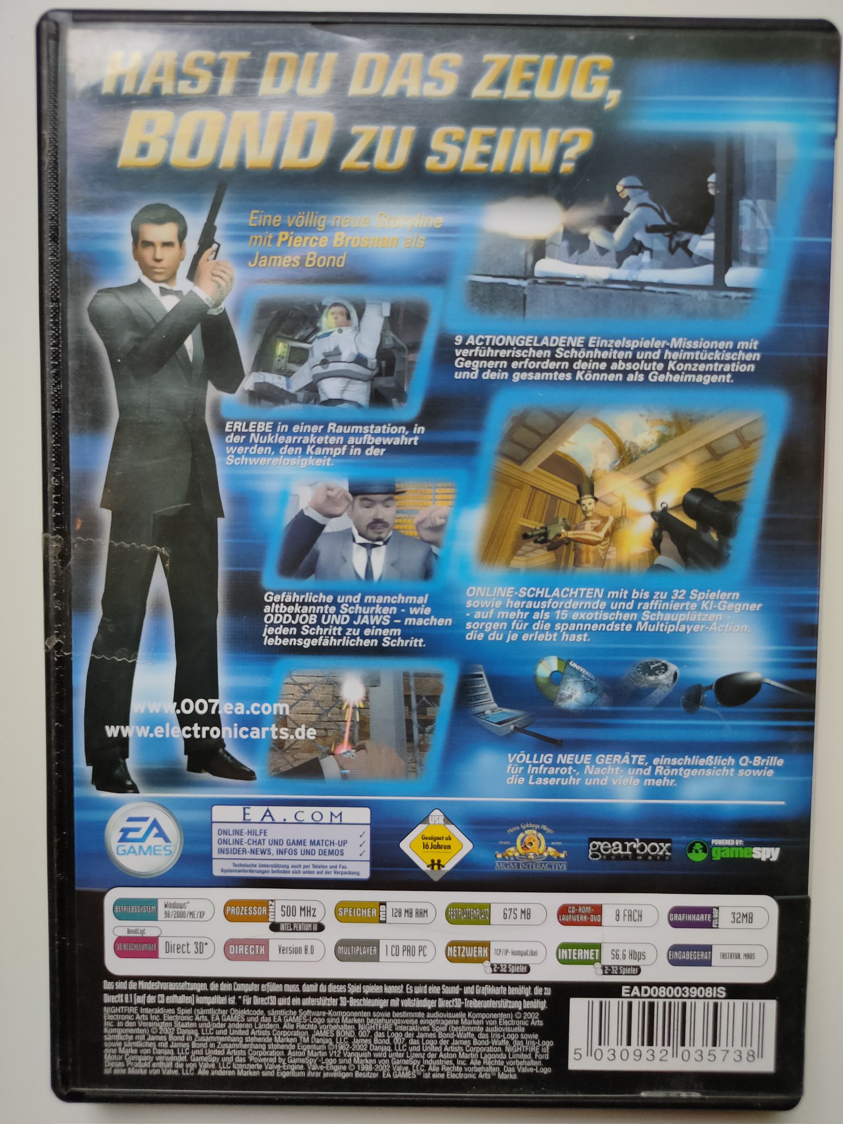 James Bond 007 : Nightfire - PC video game collectible [Barcode 5030932035738] - Main Image 2