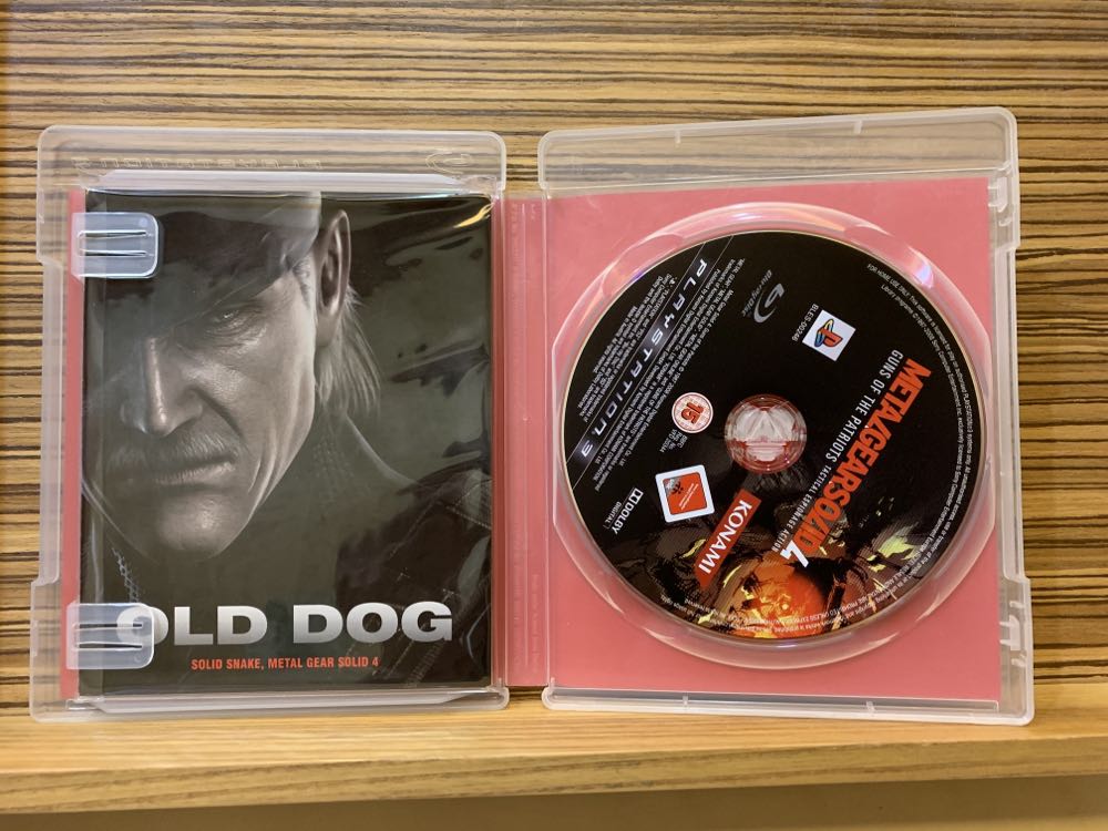 Metal Gear Solid 4: Guns of the Patriots - Sony PlayStation 3 (PS3) (Konami - 1) video game collectible [Barcode 4012927050125] - Main Image 3