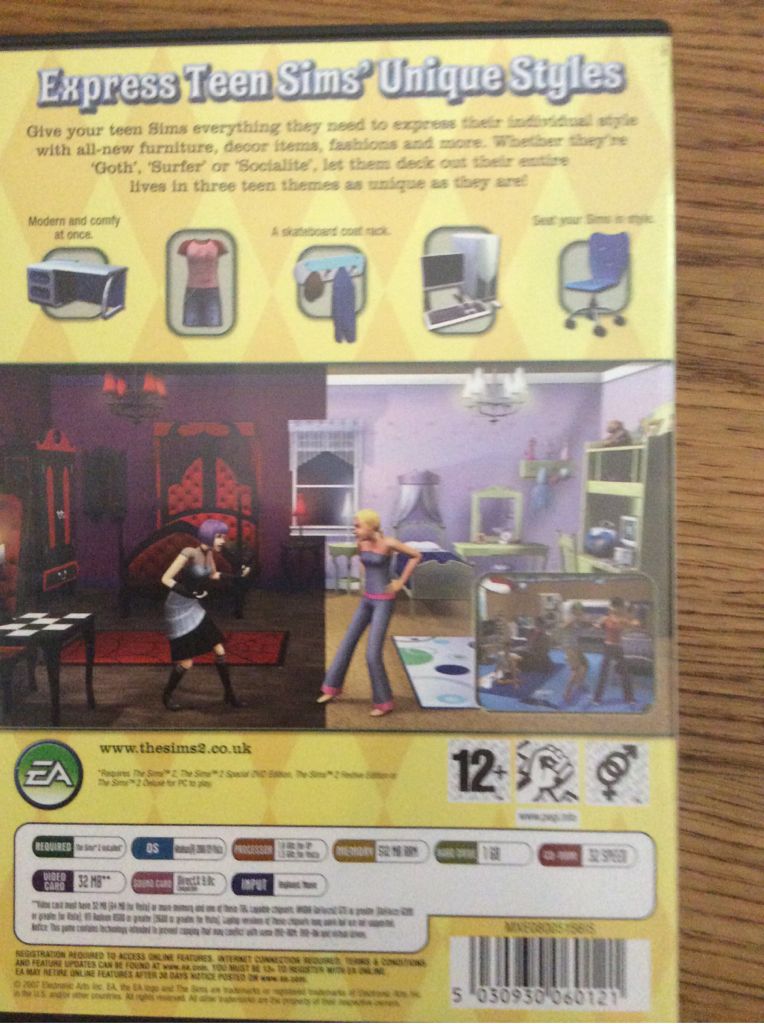The Sims 2: Teen Style Stuff - PC ((EA) Electronic Arts - 1) video game collectible [Barcode 5030930060121] - Main Image 2