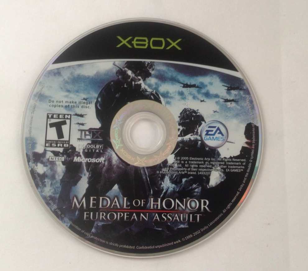 Medal of Honor: European Assault - Microsoft Xbox (Electronic Arts/EA Games - 4) video game collectible [Barcode 014633149326] - Main Image 3