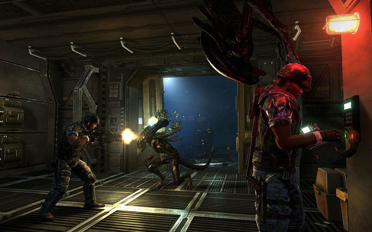 Aliens: Colonial Marines - Microsoft Xbox 360 (Sega - 1) video game collectible - Main Image 3