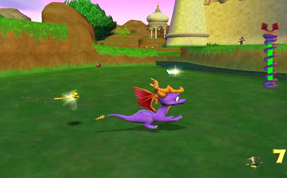 Spyro the Dragon: Enter the Dragonfly - Nintendo GameCube video game collectible - Main Image 3