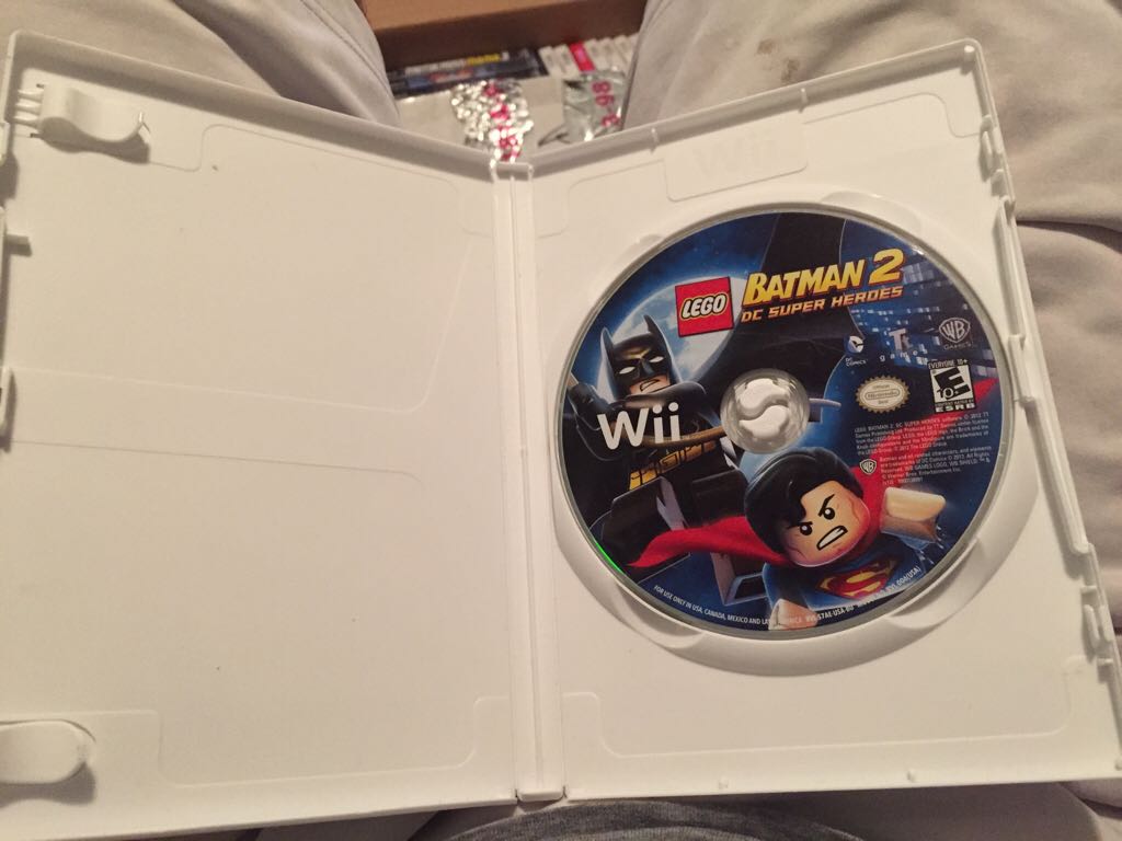 Lego Batman 2: DC Super Heroes - Nintendo Wii video game collectible - Main Image 2