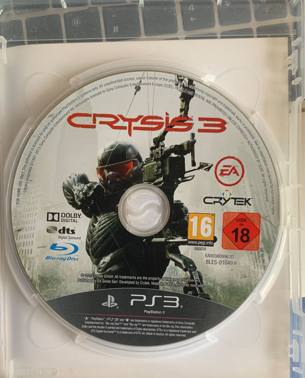 Crysis 3 - Sony PlayStation 3 (PS3) video game collectible [Barcode 5030943109626] - Main Image 3