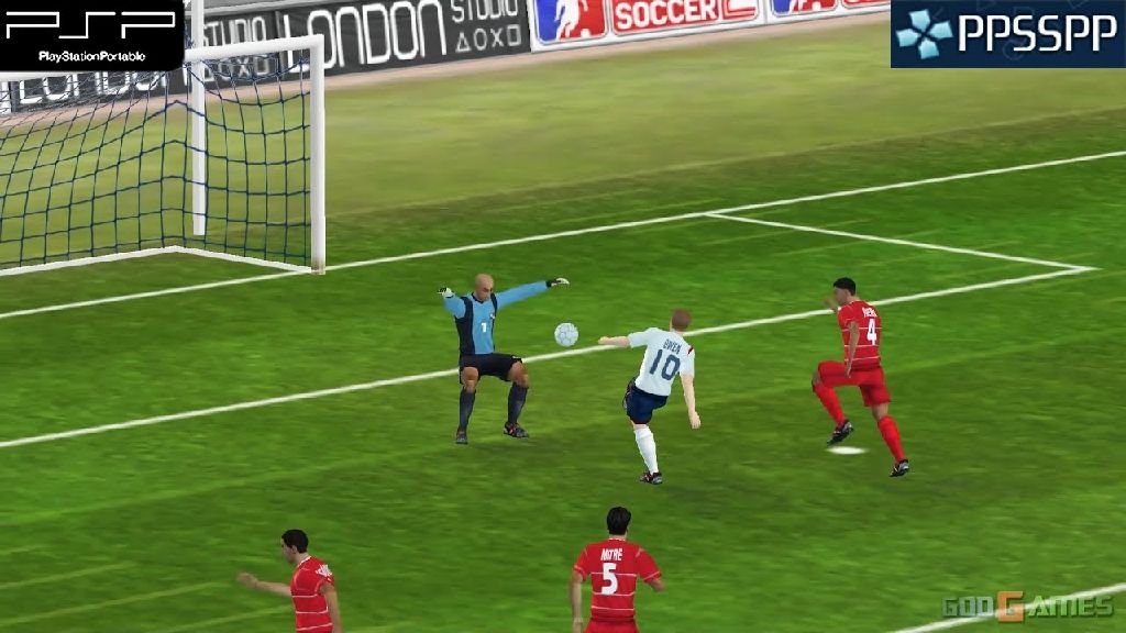 World Tour Soccer - Sony PlayStation Portable (PSP) (Sony Comptuter Entertainment - 1) video game collectible [Barcode 711719861324] - Main Image 2