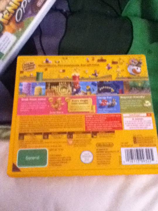 New Super Mario Bros. 2 - Nintendo 3DS (Nintendo of America, Inc. - 2) video game collectible [Barcode 018113993225] - Main Image 2