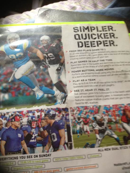 Madden 11 Xbox - Microsoft Xbox 360 (Ea Sports) video game collectible - Main Image 2