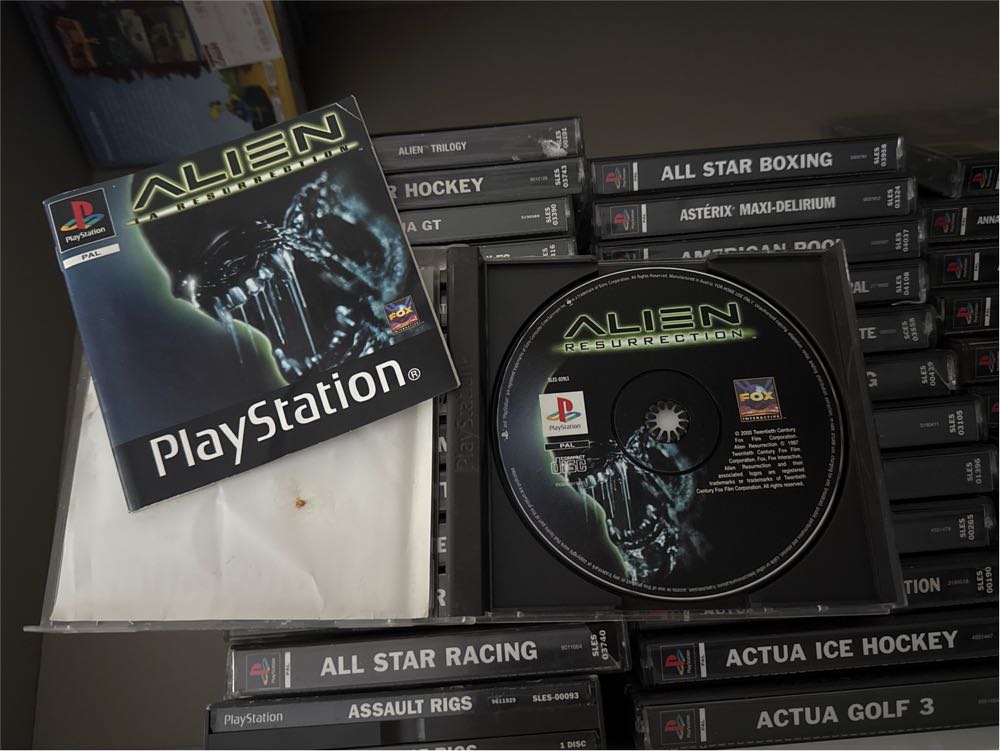 Alien La Resurrection - Sony PlayStation video game collectible [Barcode 5030931020957] - Main Image 2