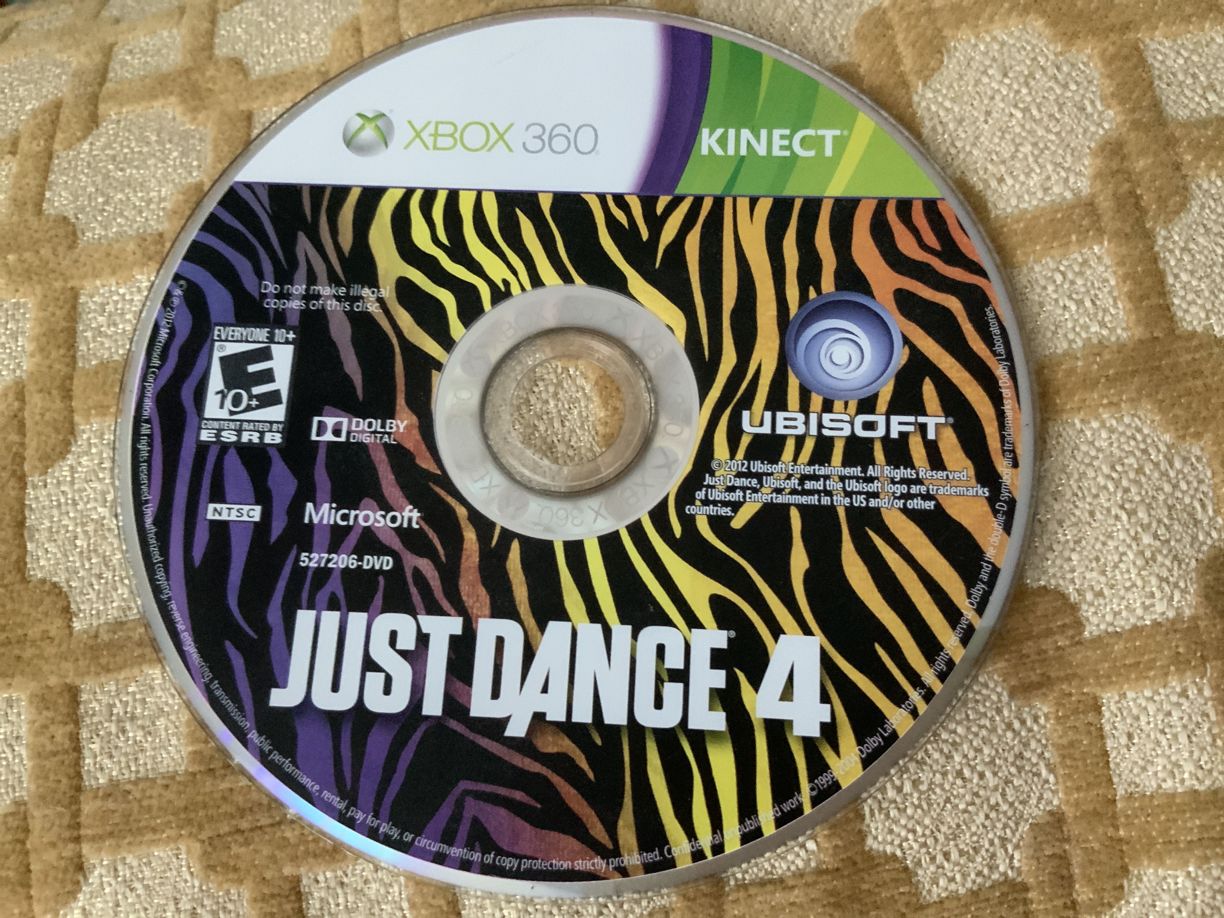 Just Dance 4 - Microsoft Xbox 360 (Ubisoft - 4) video game collectible [Barcode 008888527206] - Main Image 3