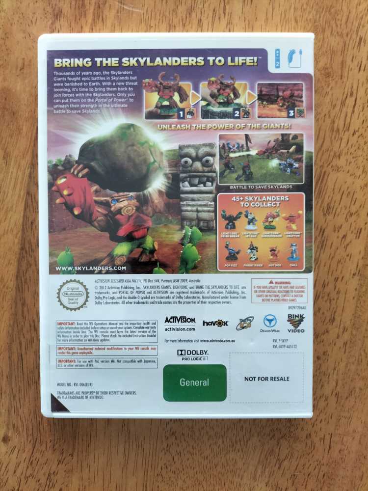Skylanders Giants - Nintendo Wii video game collectible - Main Image 2