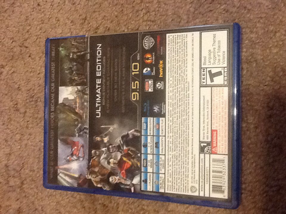 Injustice: Gods Among Us (Ultimate Edition) - Sony PlayStation 4 (PS4) (Ubisoft - 1-8) video game collectible [Barcode 883929323371] - Main Image 2