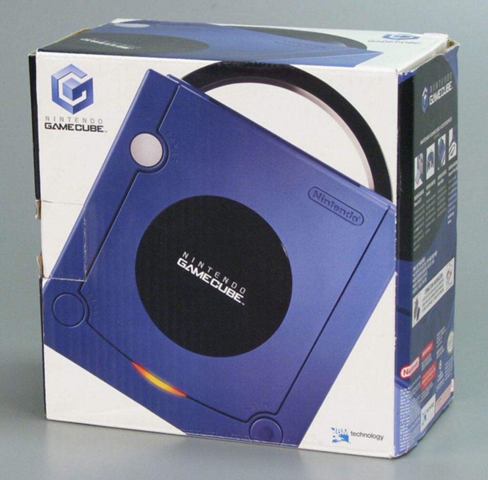 # Nintendo GameCube - Nintendo GameCube (2001 - 4) video game collectible [Barcode 045496940010] - Main Image 3