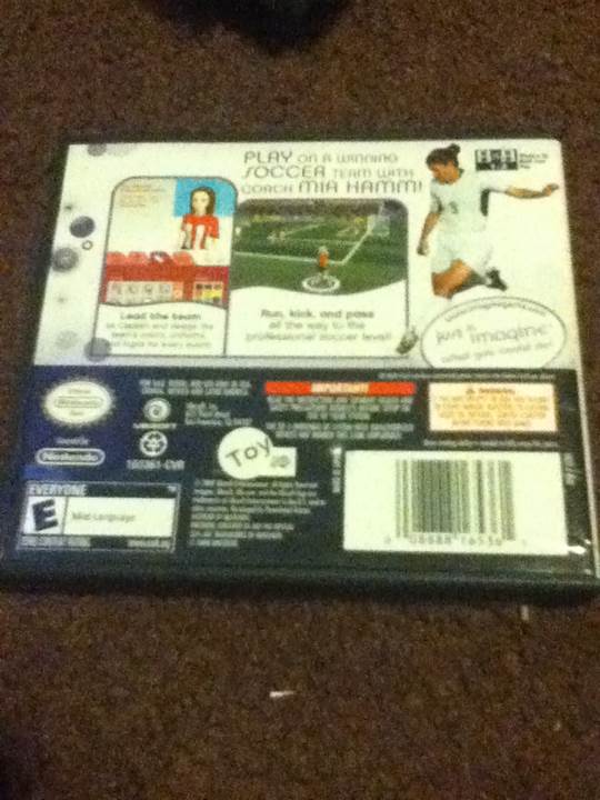 Imagine Soccer Captain - Nintendo DS (Ubisoft) video game collectible [Barcode 008888165361] - Main Image 2