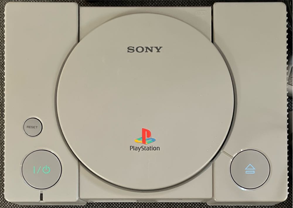Playstation 1 Console - Sony PlayStation (Sony) video game collectible - Main Image 2