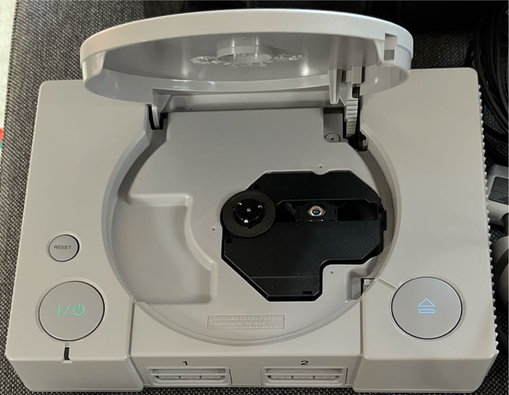 Playstation 1 Console - Sony PlayStation (Sony) video game collectible - Main Image 3