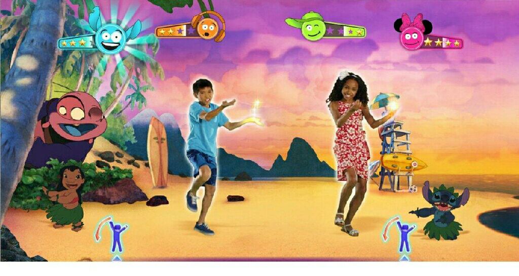 Just Dance Disney Party - Nintendo Wii video game collectible [Barcode 008888177845] - Main Image 2