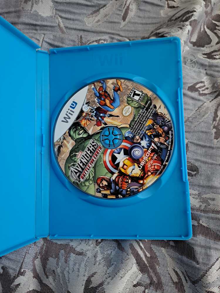 Marvel Avengers Battle For Earth - Nintendo Wii U (Ubisoft - 4) video game collectible - Main Image 2