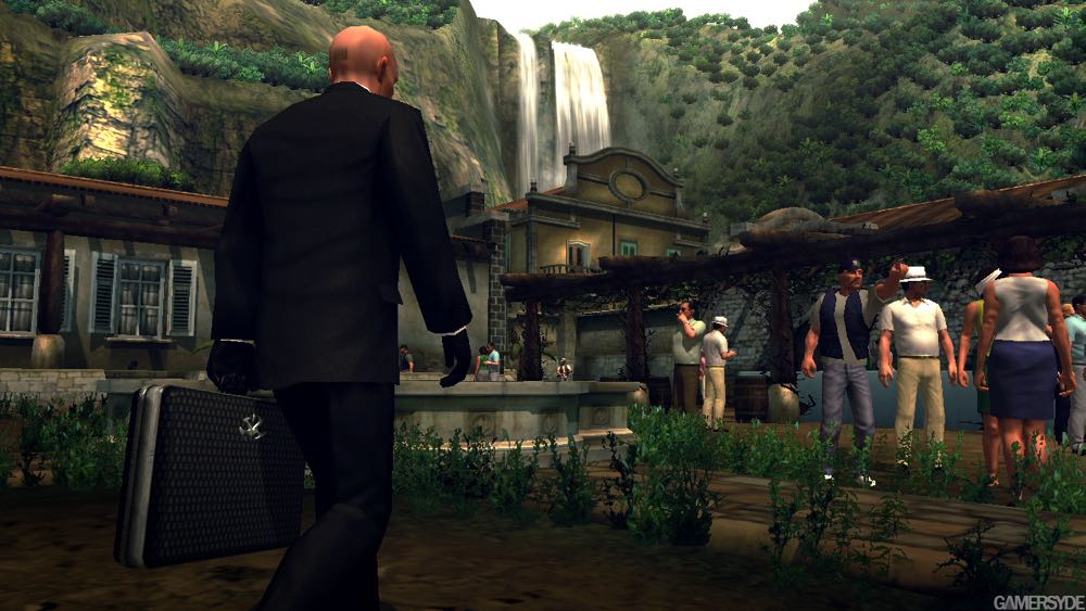 Hitman: HD Trilogy - Microsoft Xbox 360 video game collectible [Barcode 66229131] - Main Image 3