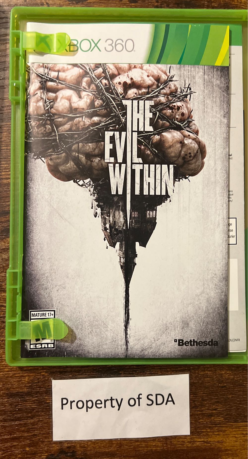 The Evil Within - Microsoft Xbox 360 (Bethesda - 1) video game collectible [Barcode 093155118522] - Main Image 3