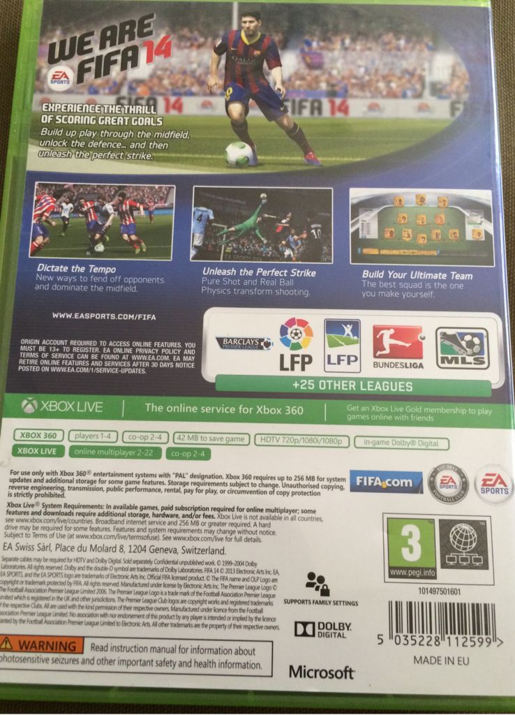 FIFA 14 - Microsoft Xbox 360 video game collectible [Barcode 5035228112599] - Main Image 2
