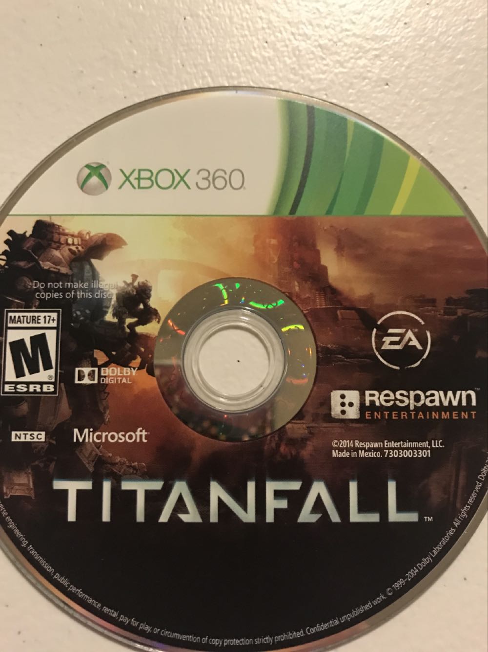 Titanfall - Microsoft Xbox 360 (Respawn Entertainment - 1) video game collectible [Barcode 014633730302] - Main Image 3