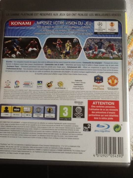 PES 2012 Pro Evolution Soccer 2012 - Sony PlayStation 3 (PS3) (Konami) video game collectible [Barcode 4012927054390] - Main Image 2