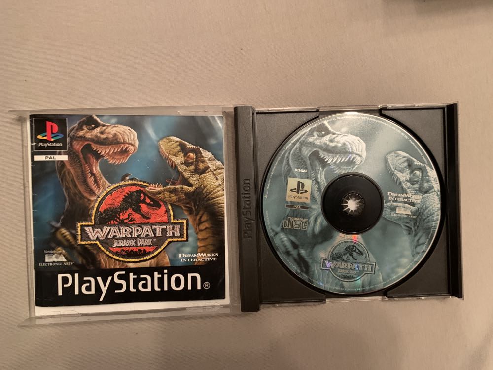 Warpath Jurassic Park - Sony PlayStation video game collectible [Barcode 5030935021196] - Main Image 2